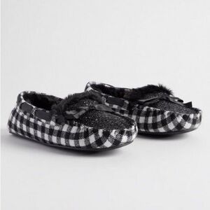 NWOB. Torrid Glitter Plaid Faux Fur Loafers. 7.5WW.
